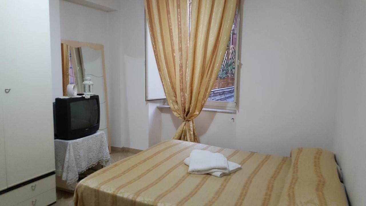 Una Casetta Al Centro Di Napoli 외부 사진