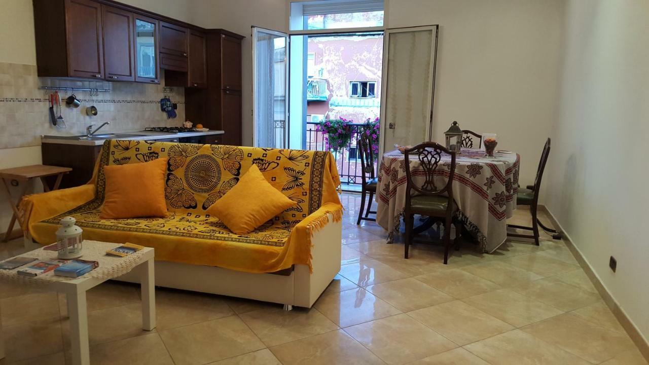Una Casetta Al Centro Di Napoli 외부 사진