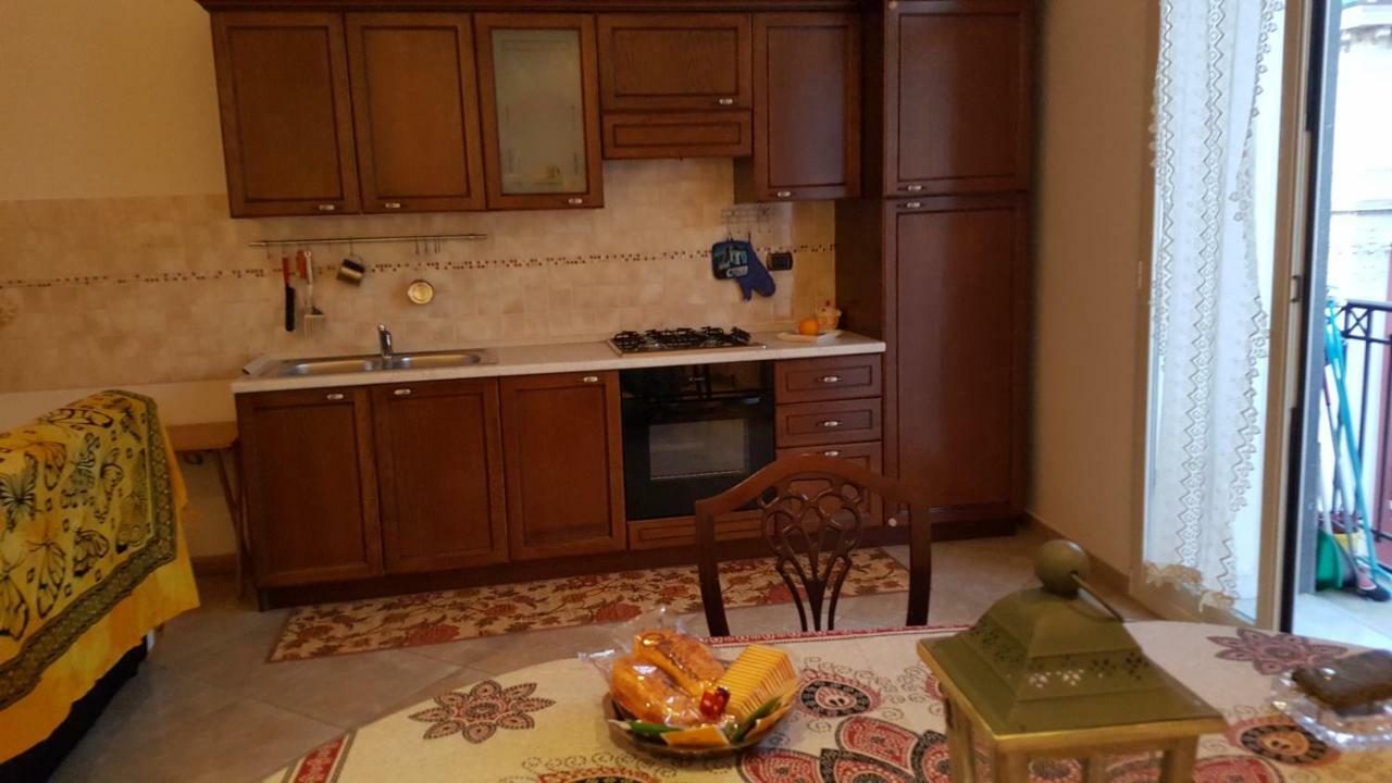 Una Casetta Al Centro Di Napoli 외부 사진